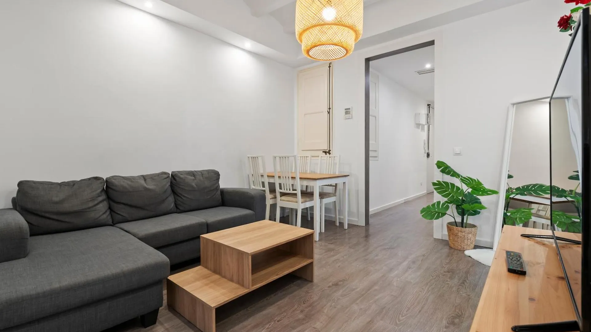 Camp Nou Apartment L'Hospitalet de Llobregat 0*,  Spagna